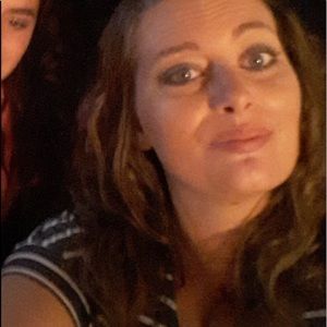 Meet your Posher, Miss May.